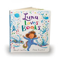 Luna loves books